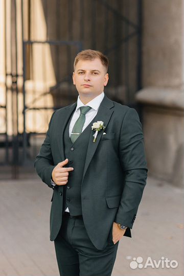 Мужской свадебный костюм 54