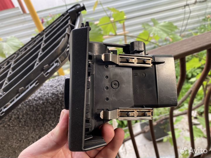 Дефлектор салона W204