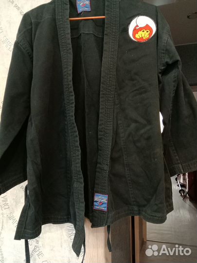 Продам кимоно чёрное