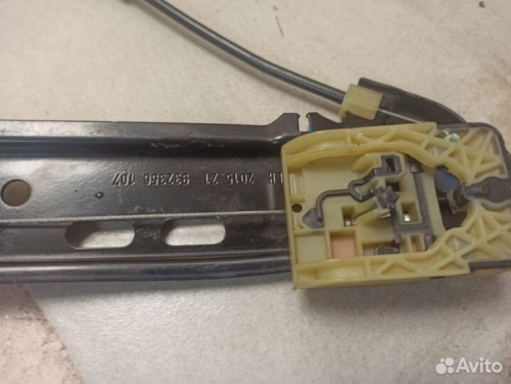 Стеклоподъемник электрический передний левый