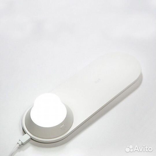 Умный ночник с беспроводной зарядкой Xiaomi