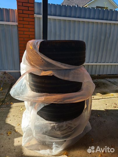 Dunlop SP Sport Maxx 050+ 275/40 R20 и 315/35 R20