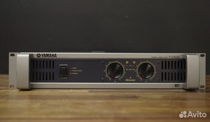 Усилитель мощности Yamaha P2500S