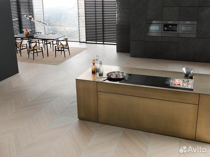 Модульная панель Miele CS7611 FL с витрины, новая