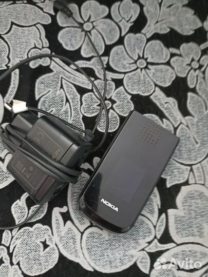 Nokia 2720 Fold