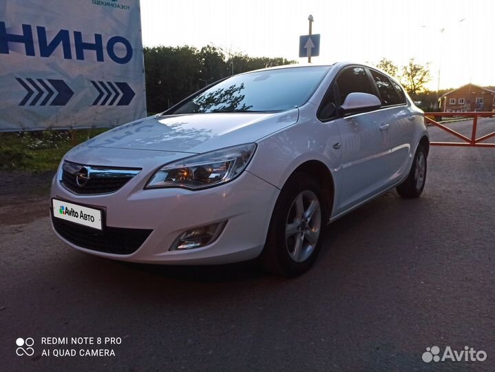 Opel Astra 1.4 МТ, 2011, 166 757 км