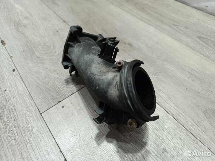 Патрубок + датчик для 1.4 BMY Volkswagen Touran