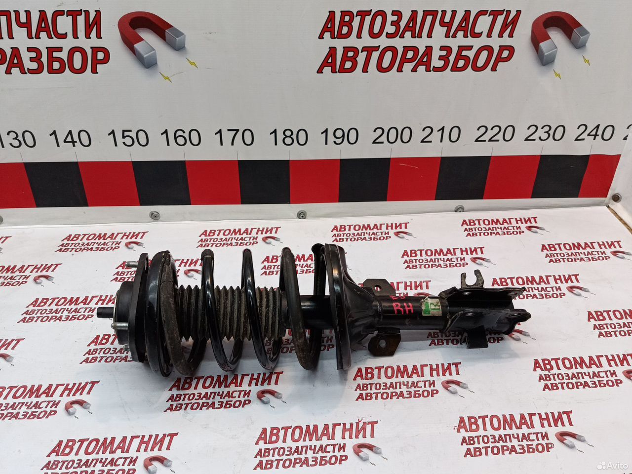 Стойка амортизатор передний правый Kaiyi e5