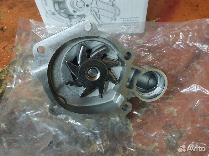 Насос водяной (помпа) mitsubishi 4g63/64