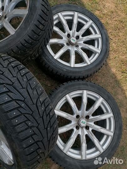 Hankook Winter I'Pike RS W419 215/50 R17 95