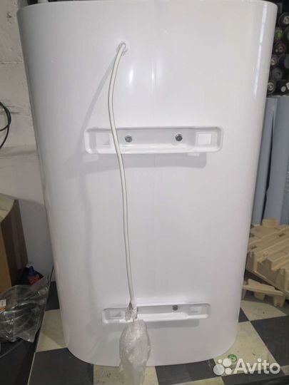 Новый бойлер Electrolux на 80л. нерж., 