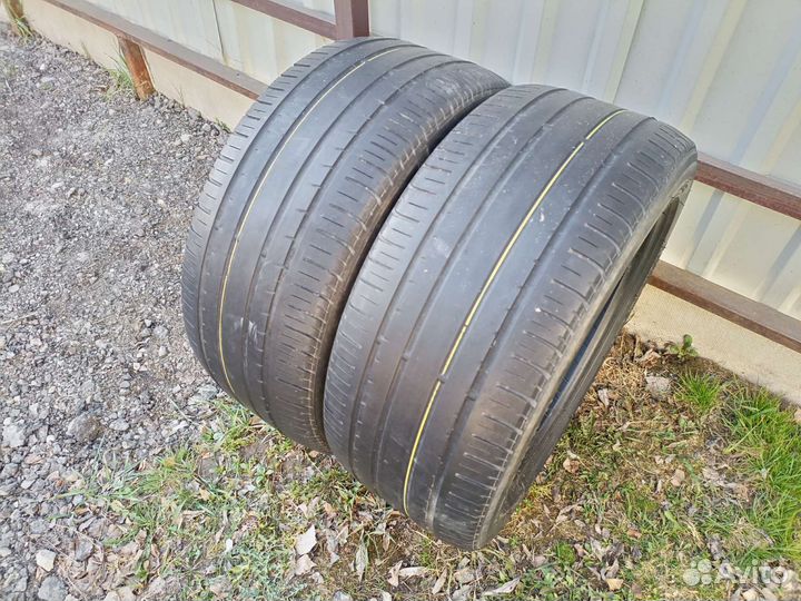 Pirelli Carrier 255/45 R18