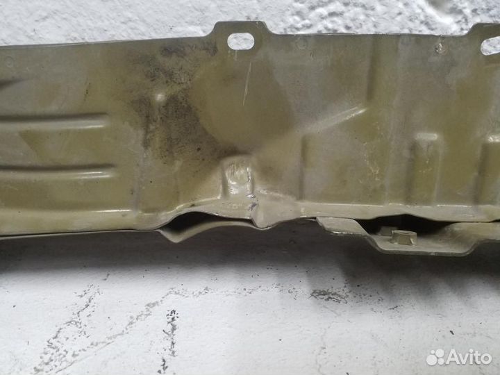 Панель передняя верхняя часть Mitsubishi Outlander