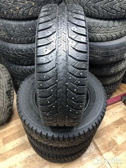Bridgestone Ice Cruiser 7000S 215/65 R16