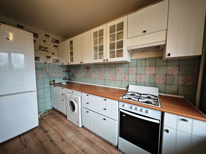 3-к. квартира, 65 м², 4/9 эт.