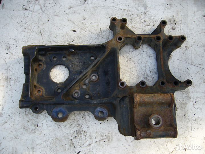 Кронштейн передней рессоры передний MAN TGA