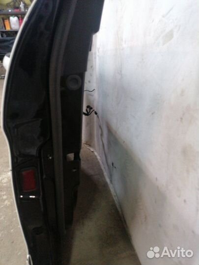 Дверь передняя правая Mercedes Benz R 320Cdi