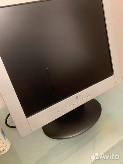 Монитор LG