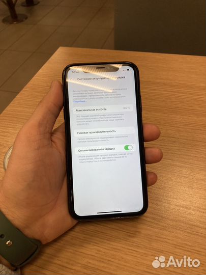iPhone Xr, 64 ГБ
