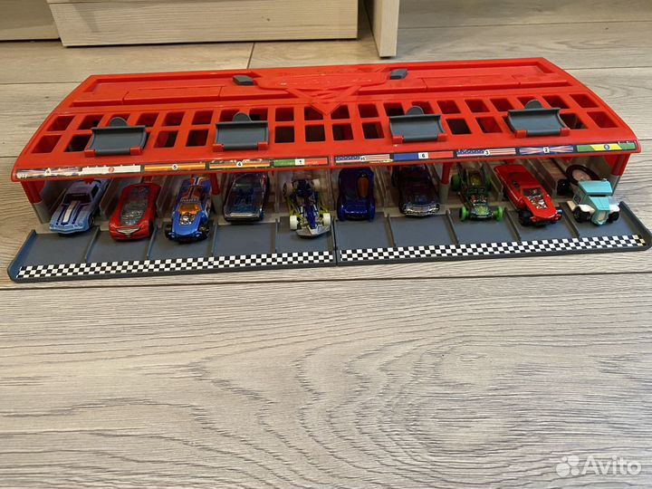 Машинки, игровые наборы