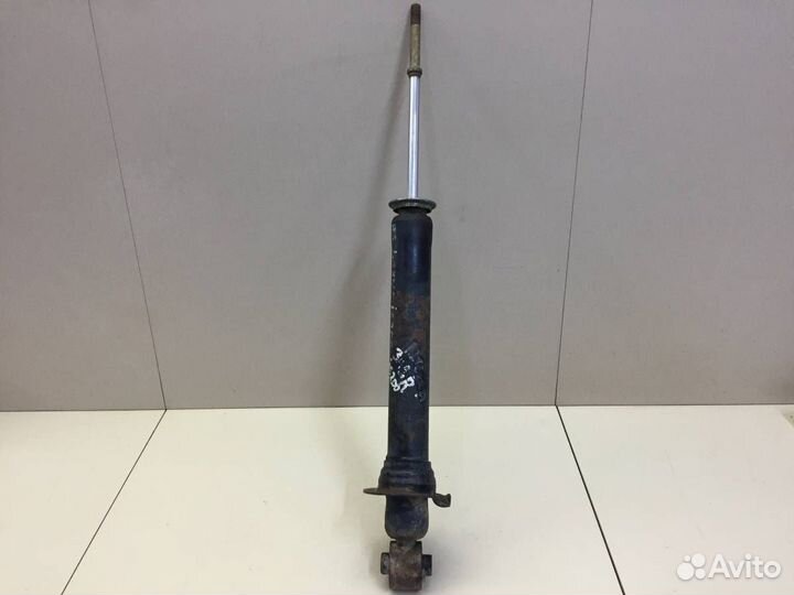 Амортизатор задний Lexus IS 200/300 1999-2005