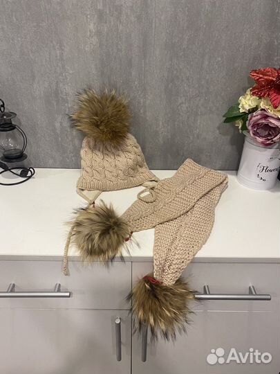 Комплект шапка и шарф для девочки