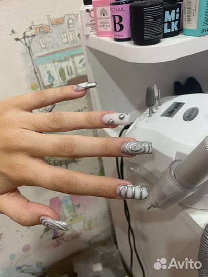 Мастер маникюра