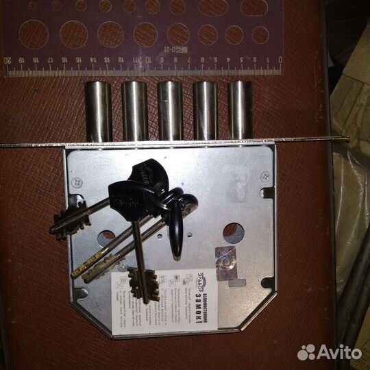 Замок врезной накладной 10 штук разные