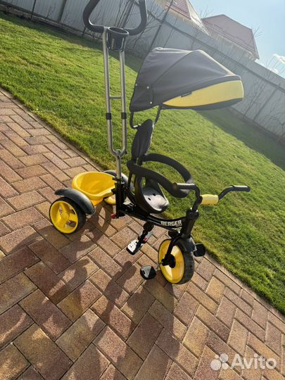 Велосипед с ручкой детский