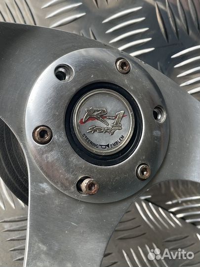 Руль для автомобиля