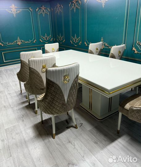 Кухонный стол. Доставка по всей России