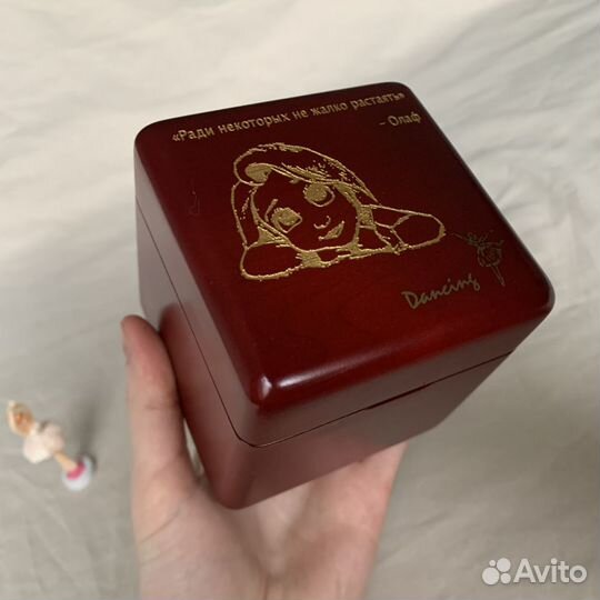 Музыкальная шкатулка с балериной 