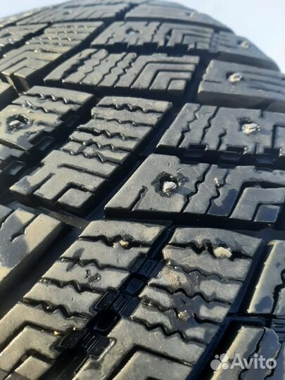 Goodyear Ultragrip Ice Arctic 205/55 R16