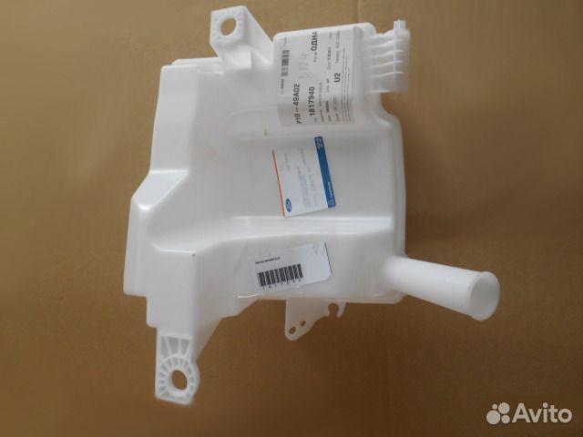 Бачок омывателя Фокус 3 2011