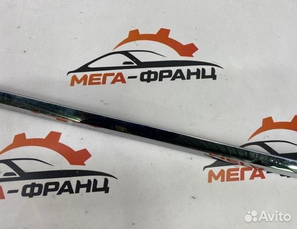 Молдинг двери задний левый Citroen C5 седан