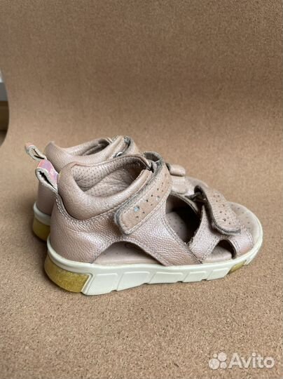 Сандали для девочки ecco 25