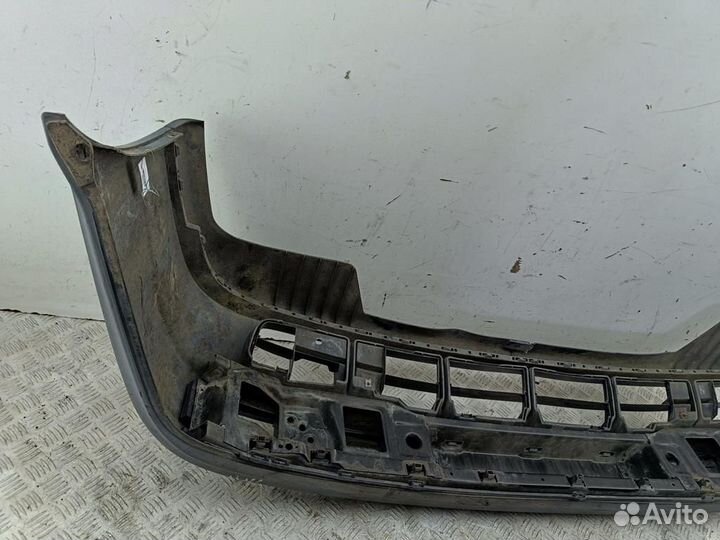 Бампер передний Volkswagen Passat B4