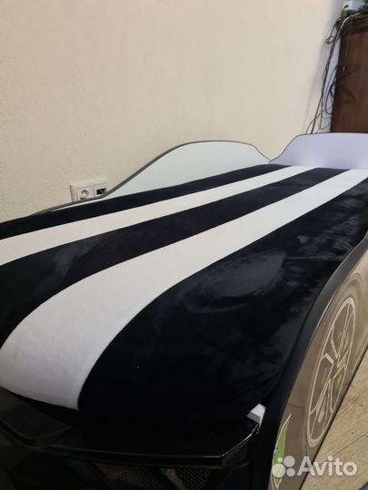 Детская кровать машина с матрасом