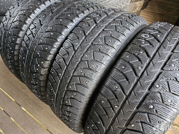 Bridgestone Ice Cruiser 7000S 235/65 R17 108T