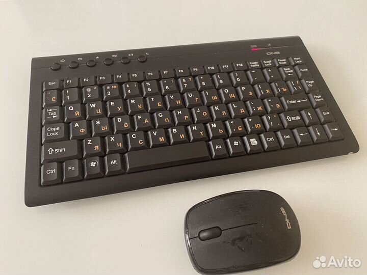 Беспроводная клавиатура и мышь