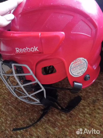 Шлем для хоккея с мячом