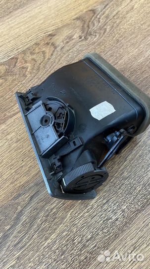 Дефлектор правый BMW 7-Series E65 N62B44