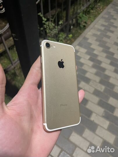 Телефон iPhone 7 128gb