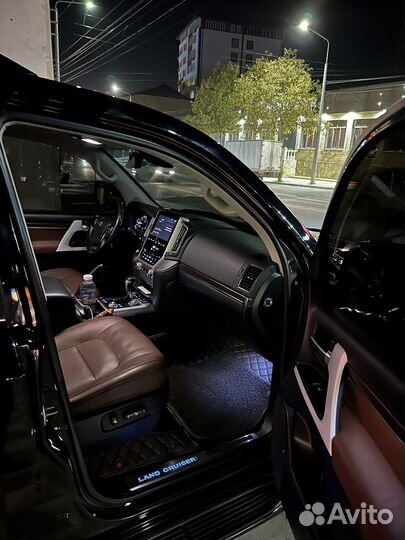 Toyota Land Cruiser 4.6 AT, 2016, 147 000 км