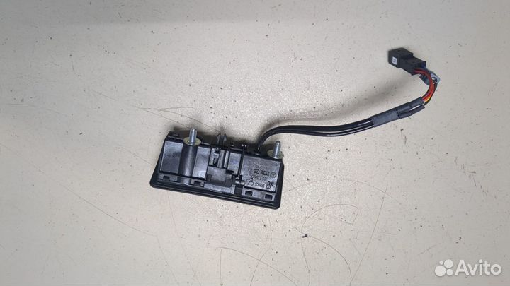 Кнопка багажника Audi A3 (8V), 2020