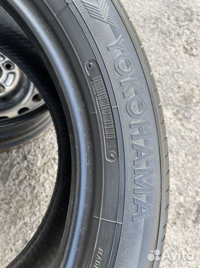 Yokohama dB Decibel E70B 215/55 R17