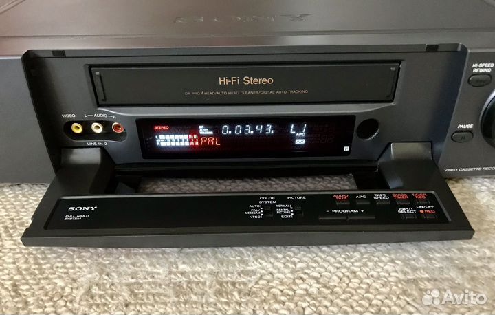 Видеомагнитофон. HI-Fi.Stereo.Sony SLV-X 821