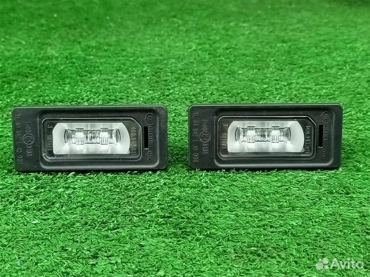 Плафон освещения номерного знака Audi Q3 (8U) 201