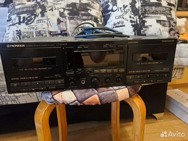 Кассетная дека Pioneer CT-W951R