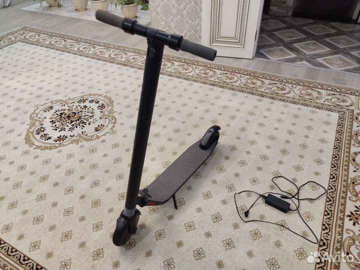 Б/У Электросамокат Ninebot by Segway ES1